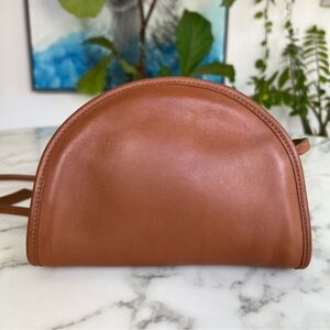 COACH Vintage Kimball 9911 British Tan Leather Crossbody Bag Round 90s USA Taco